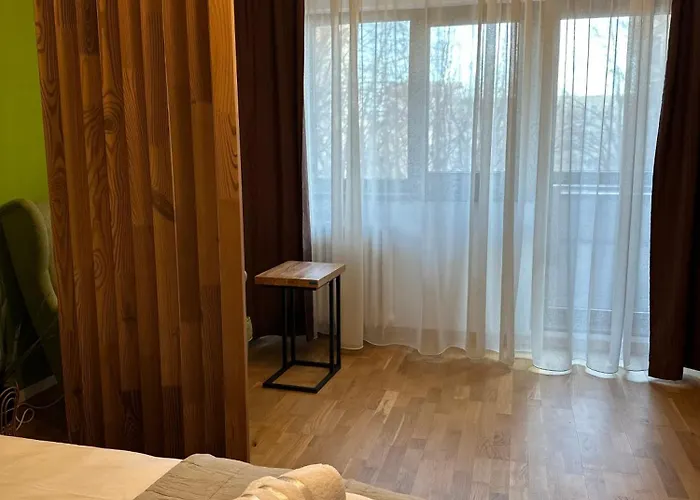 Center Parliament By Darius *