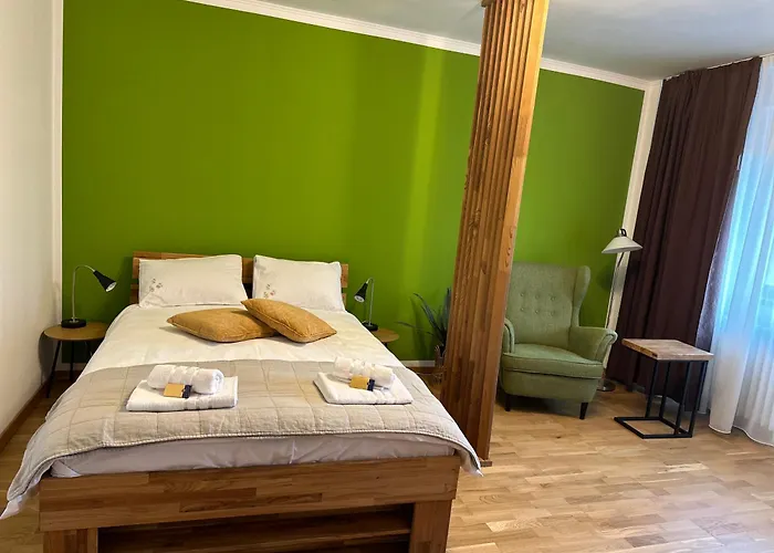 Center Parliament By Darius Apartmán *