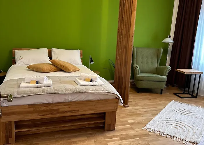 Daire Center Parliament By Darius Bükreş